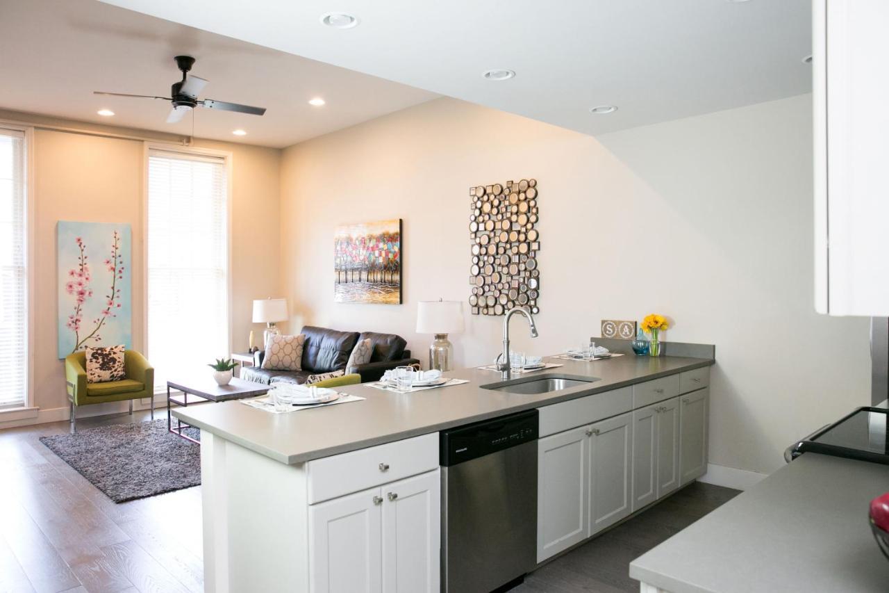 Stay Alfred On North Carondelet Street Apartment